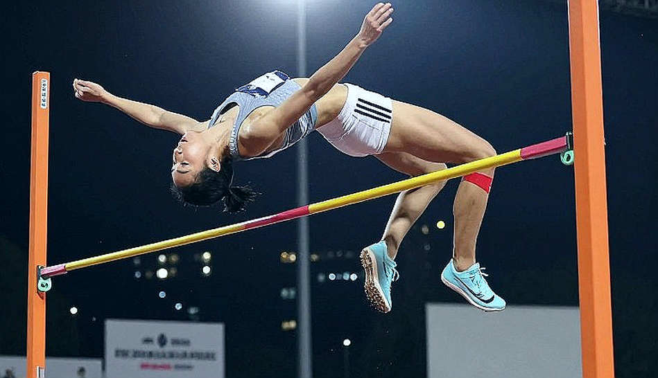 ৩২:৩২.৪০ — সিন্ধুর প্রথম সোনা, আর হাঁটার হিসাবে যে ফাঁকটা কেউ লেখেনি