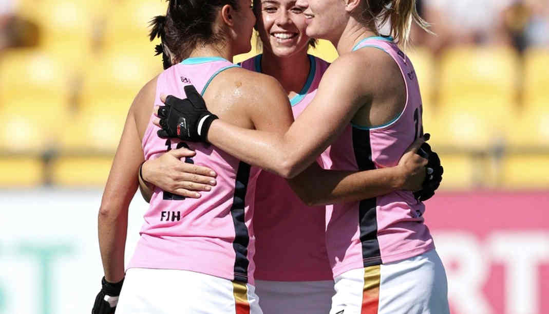 ২৩ মিটার লাইনের ওপরে: এশিয়ান গেমসে বাংলাদেশ নারী হকির প্রথম পয়েন্ট কী বলে, কী বলে না